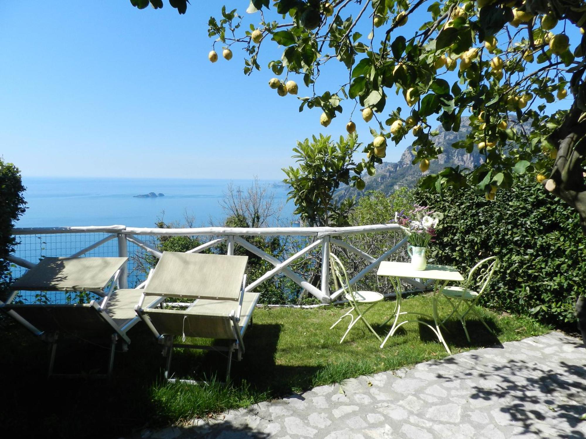 Bacio Del Sole B&B Positano Exteriör bild