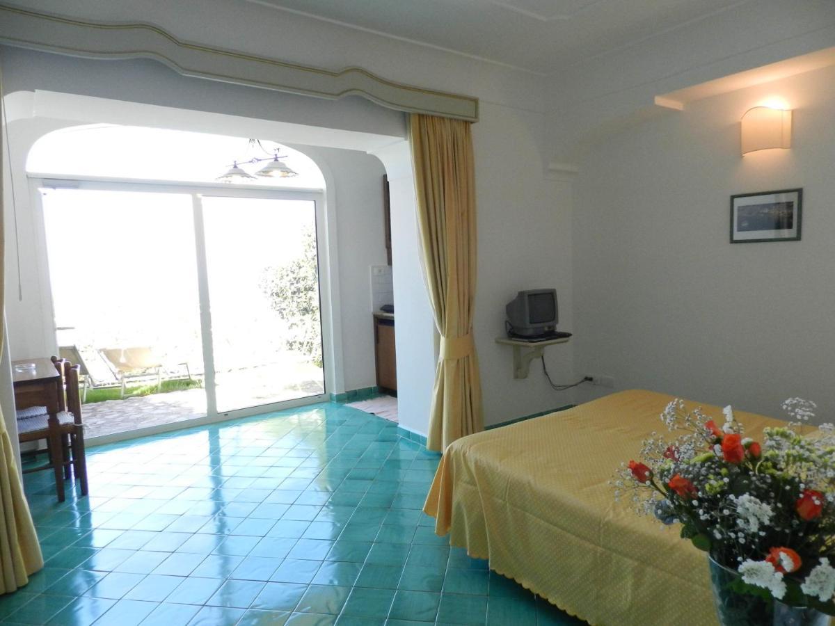 Bacio Del Sole B&B Positano Exteriör bild