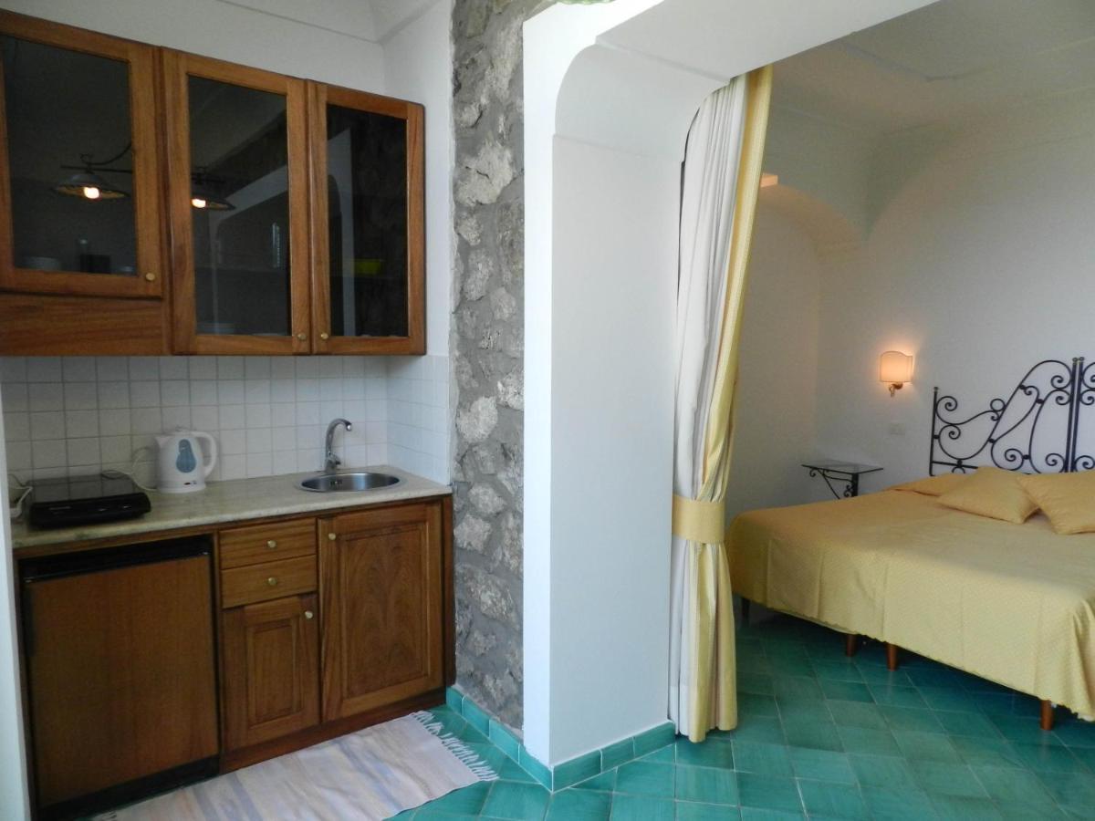 Bacio Del Sole B&B Positano Exteriör bild